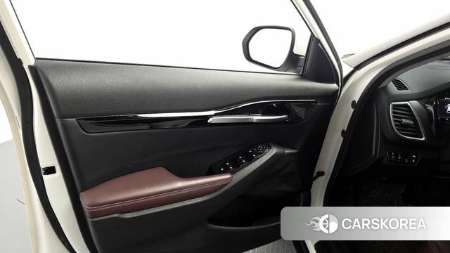 Kia Seltos id 4389783 из Кореи 16