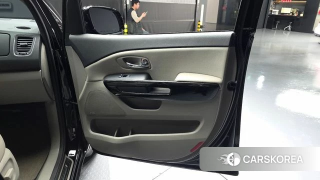 Kia The New Carnival id 4188434 из Кореи 16