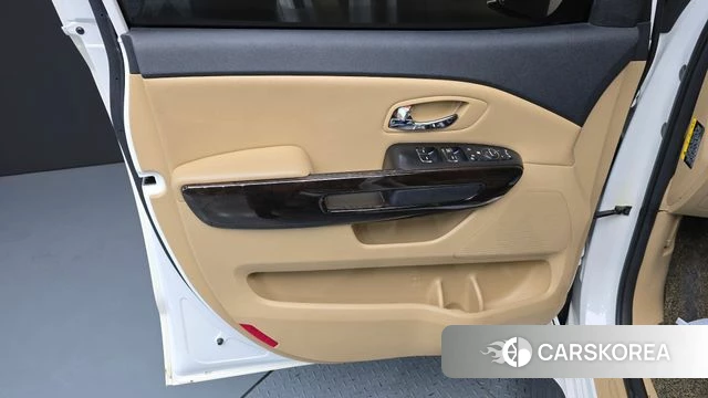 Kia The New Carnival id 4371901 из Кореи 16