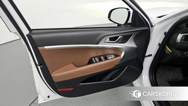 Genesis G70 id 4397570 из Кореи 16