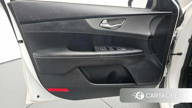 Kia Come New K3 id 4785790 из Кореи 16