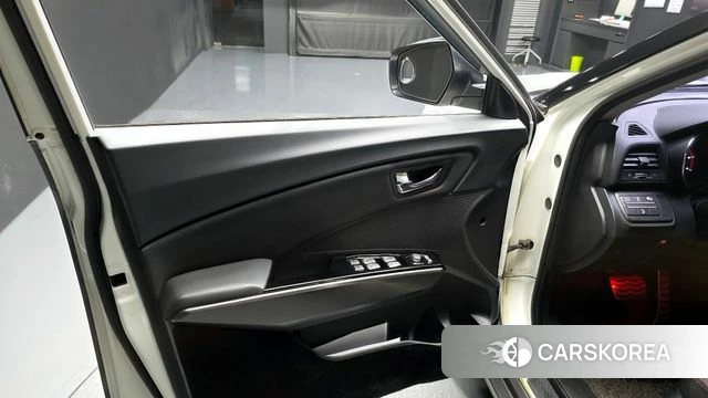 Ssangyong Tivoli Air id 4371675 из Кореи 16