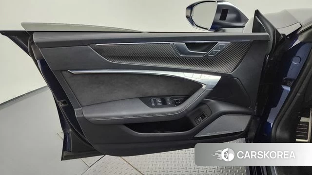 Audi S7 (4K) id 4593291 из Кореи 16
