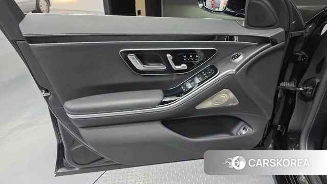 Mercedes-Benz S-Class W223 id 4692994 из Кореи 16