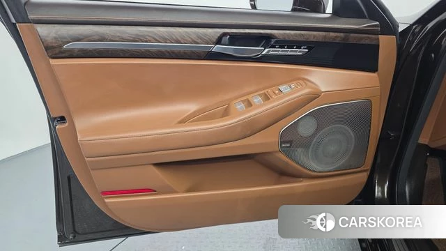 Genesis G90 id 4417018 из Кореи 16