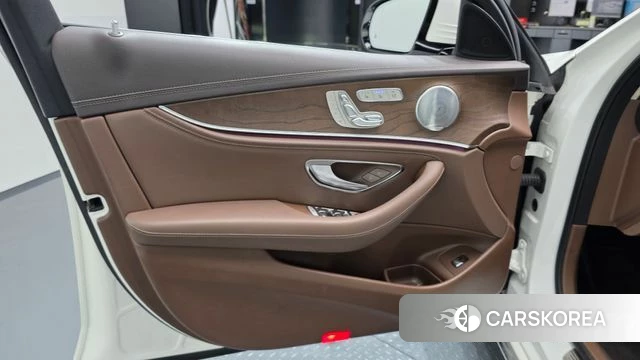 Mercedes-Benz E-Class W213 id 4465650 из Кореи 16