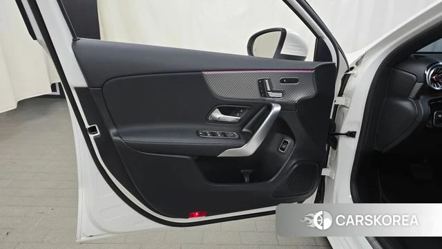Mercedes-Benz A-Class W177 id 4590859 из Кореи 16