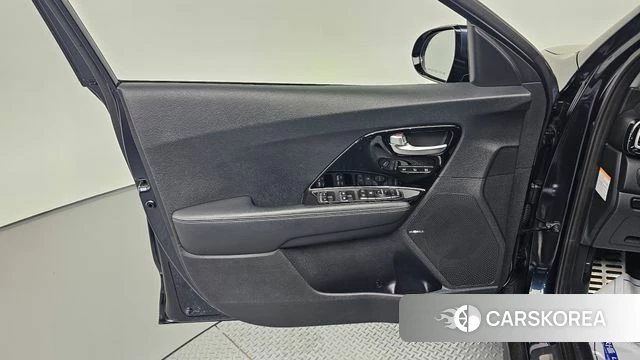 Kia Niro EV id 4293942 из Кореи 16