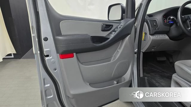 Hyundai The New Grand Starex id 4501903 из Кореи 16