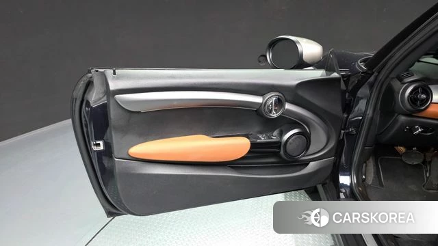 Mini Cooper S id 4389337 из Кореи 16
