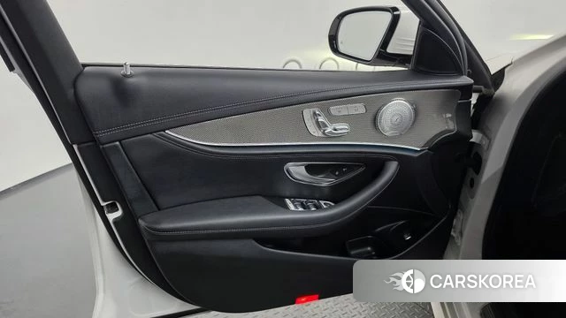 Mercedes-Benz E-Class W213 id 4759805 из Кореи 16