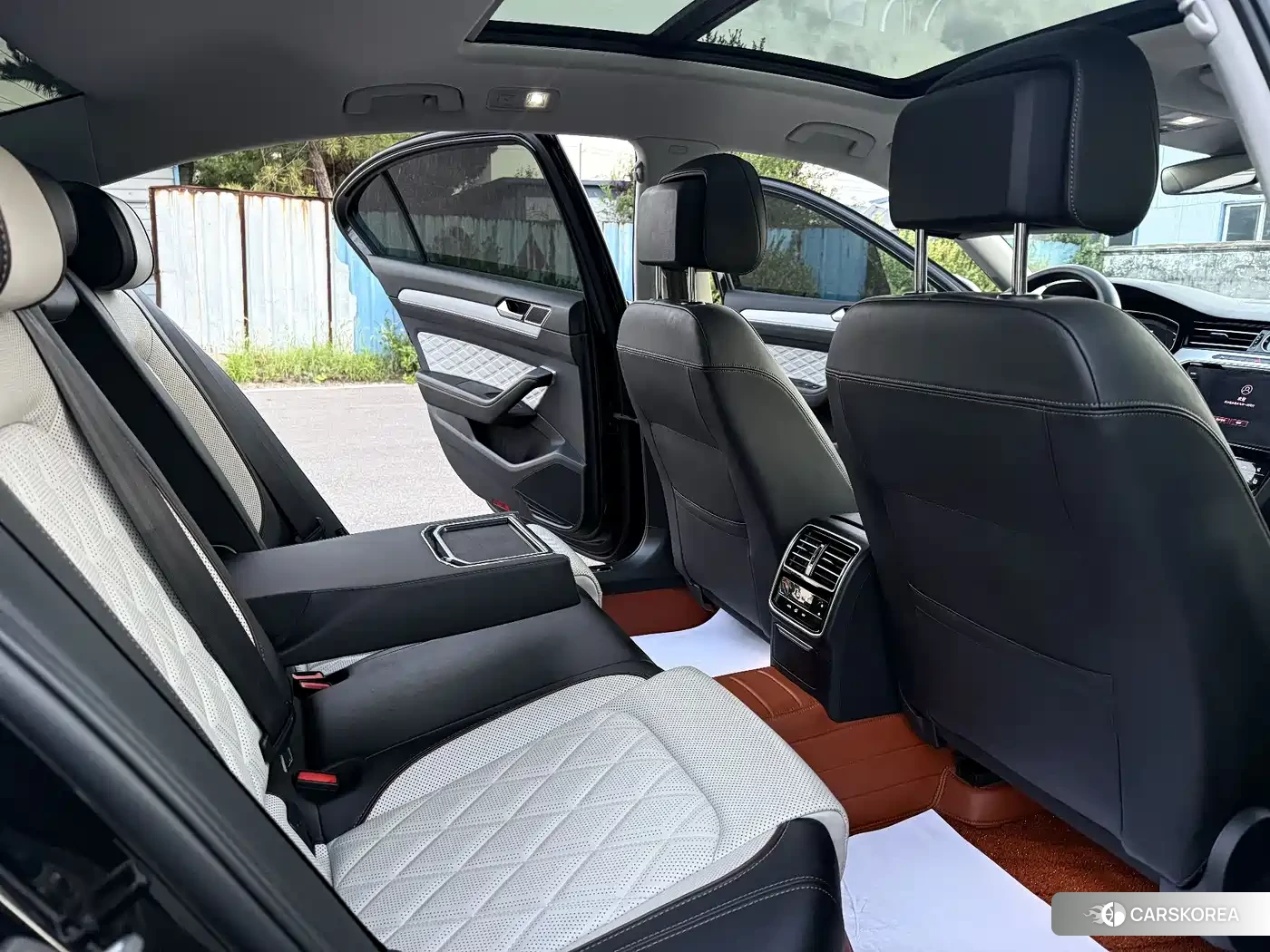 Volkswagen Magotan id 4553912 из Китая 16