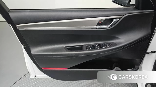 Hyundai The New Grandeur IG id 4702010 из Кореи 16