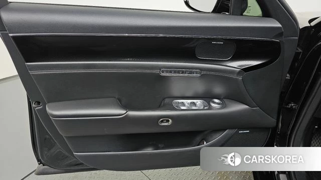 Genesis G90 (RS4) id 4656676 из Кореи 16