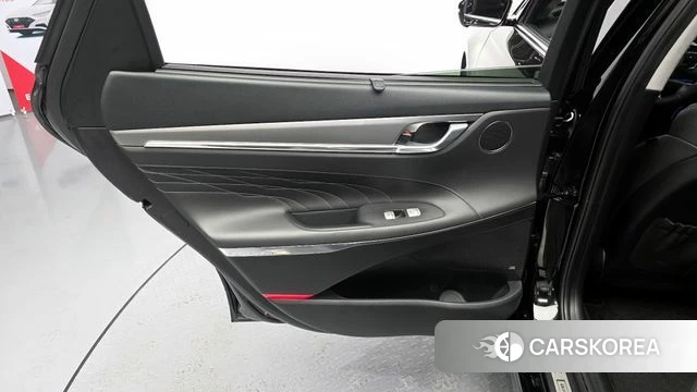 Hyundai The New Grandeur IG Hybrid id 4323309 из Кореи 16