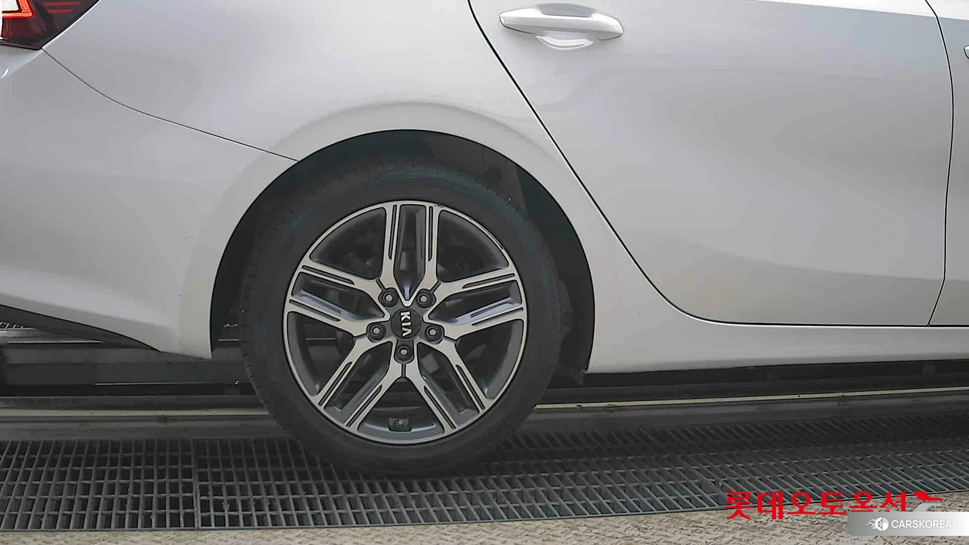 Kia K3 id 4347397 из Кореи 16