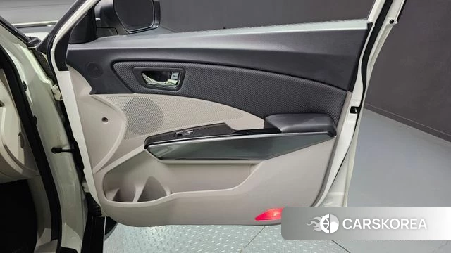 Ssangyong Berry New Tivoli id 4551419 из Кореи 16
