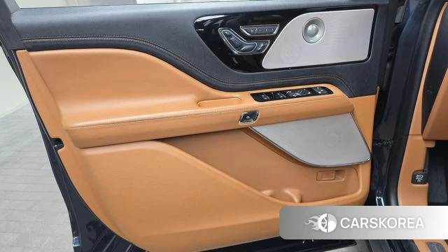 Lincoln Aviator 2nd generation id 4581223 из Кореи 16