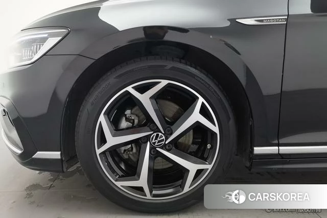 Volkswagen Magotan id 4313990 из Китая 16