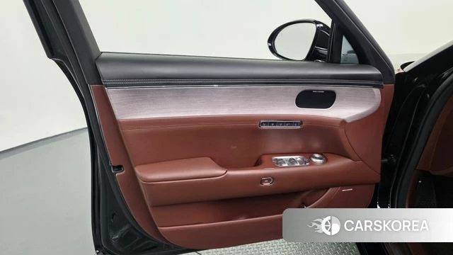 Genesis G90 (RS4) id 4408960 из Кореи 16