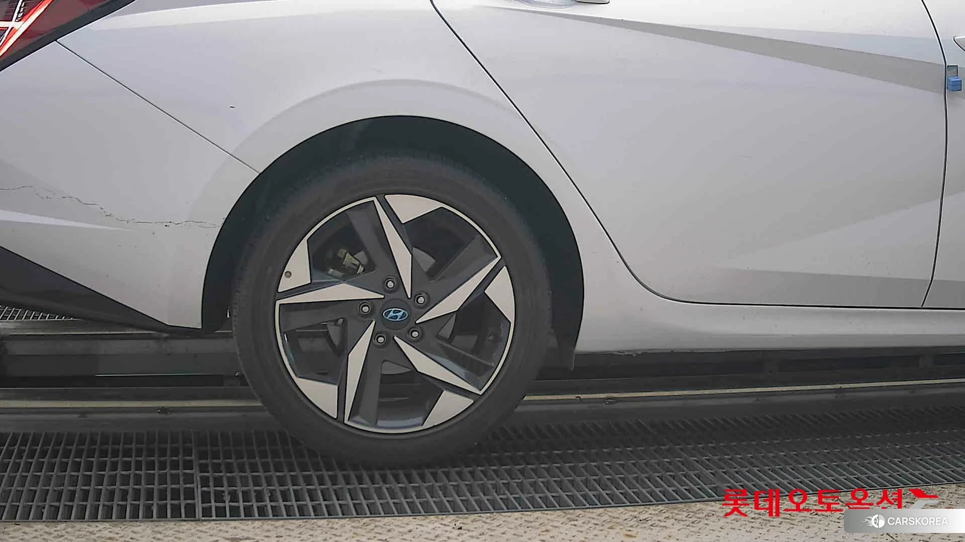 Hyundai Avante id 4902548 из Кореи 16