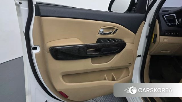 Kia The New Carnival id 4703266 из Кореи 16
