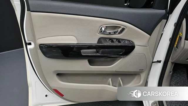 Kia The New Carnival id 4525476 из Кореи 16