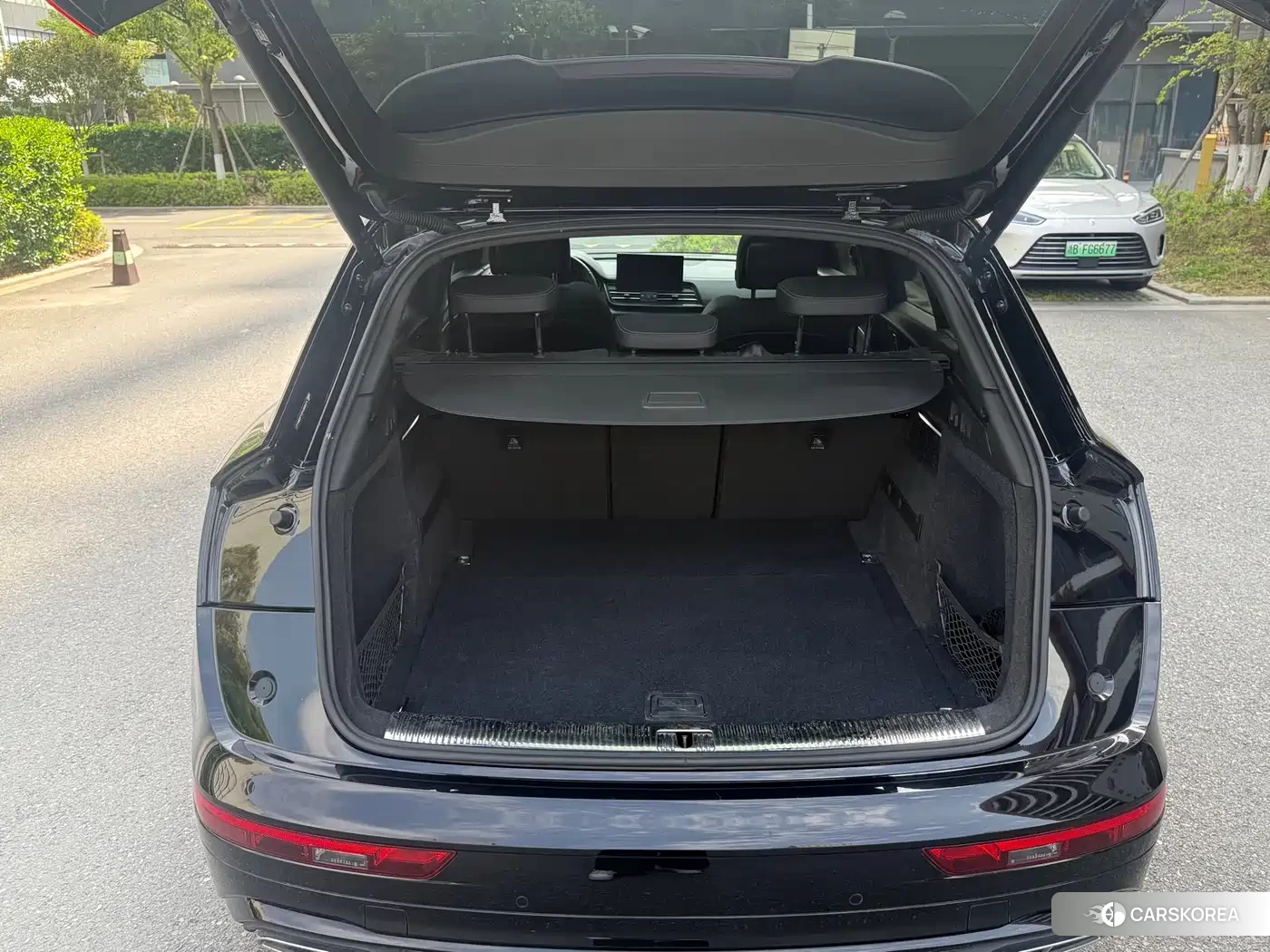 Audi Q5L id 4577902 из Китая 16