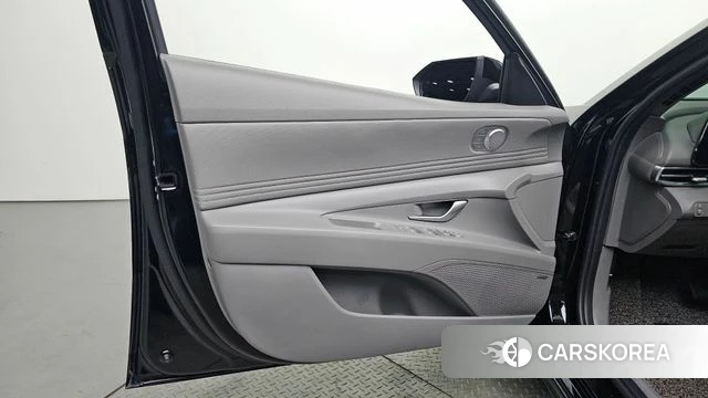 Hyundai Avante Hybrid (CN7) id 4343820 из Кореи 16