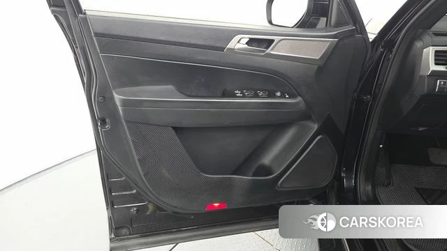 Ssangyong Rexton Sports Cannes id 4708596 из Кореи 16