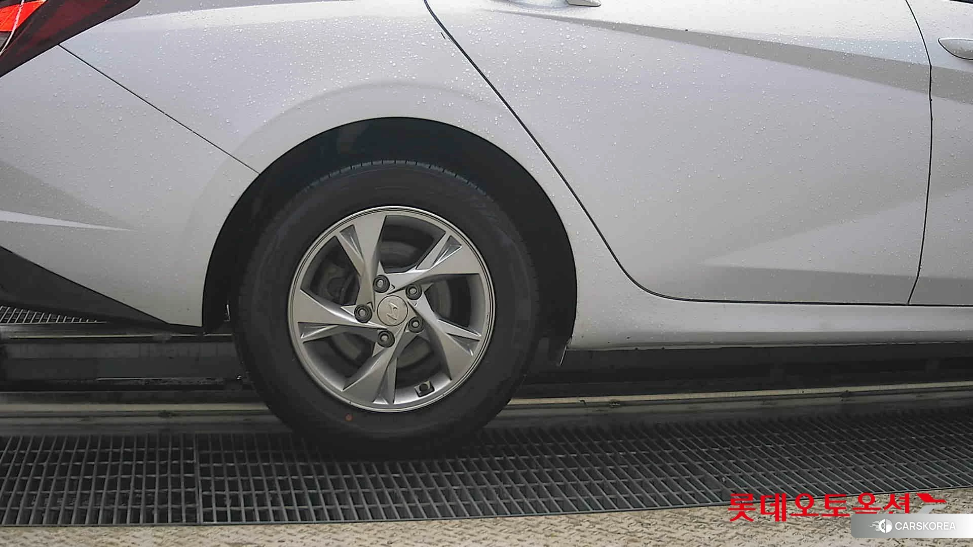 Hyundai Avante id 4352328 из Кореи 16