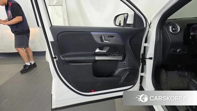 Mercedes-Benz GLA - Class H247 id 4501605 из Кореи 16