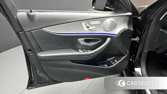Mercedes-Benz E-Class W213 id 4325780 из Кореи 16