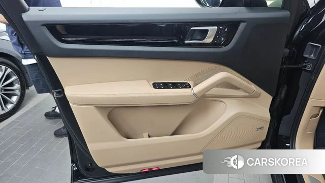 Porsche Cayenne (PO536) id 4474805 из Кореи 16