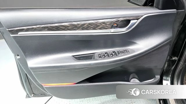 Hyundai Grandeur IG id 4447271 из Кореи 16