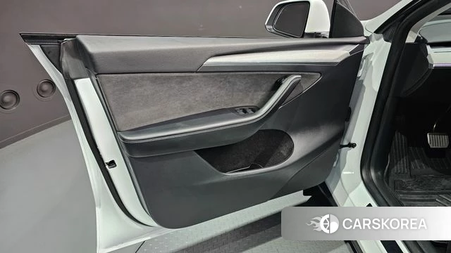 Tesla Model Y id 4623712 из Кореи 16
