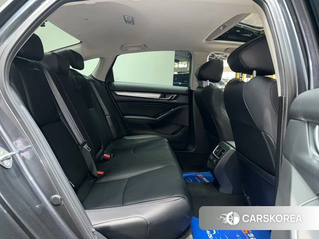 Honda Accord id 4353447 из Китая 16