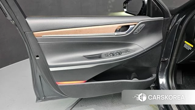 Hyundai Grandeur IG Hybrid id 4465489 из Кореи 16