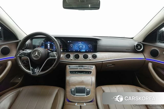 Mercedes-Benz E-class id 4272454 из Китая 16