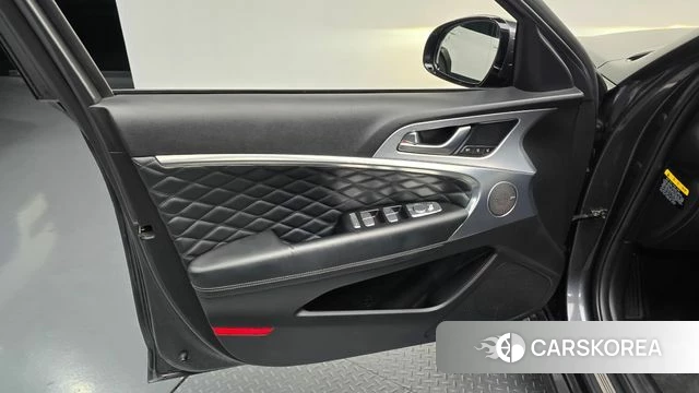 Genesis G70 id 4520937 из Кореи 16
