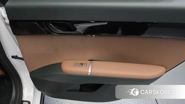 Hyundai Grandeur (GN7) id 4380949 из Кореи 16