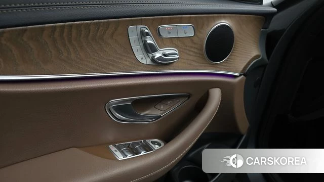 Mercedes-Benz E-Class W213 id 4224554 из Кореи 16
