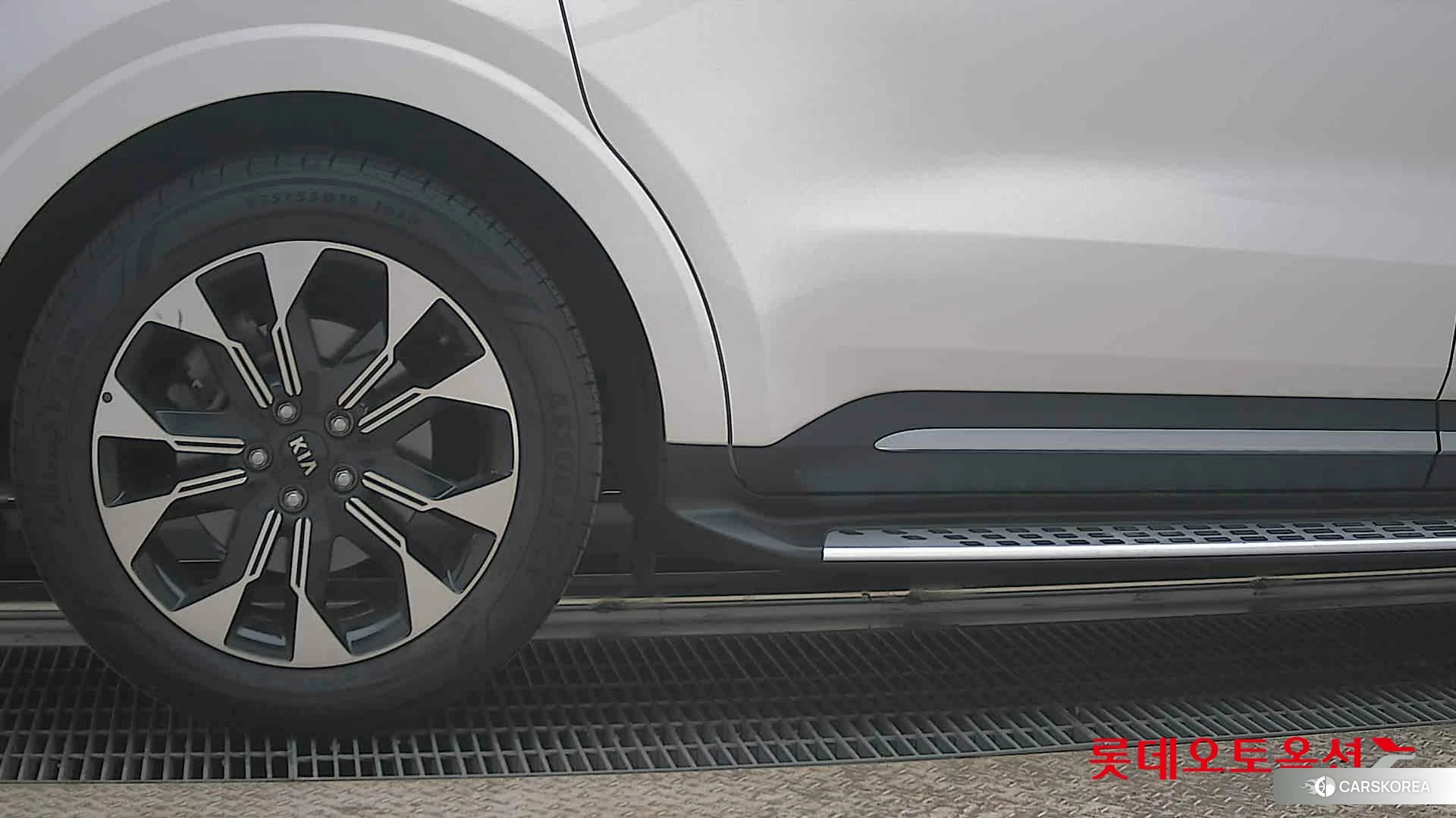 Kia Carnival Limousine id 3888376 из Кореи 16