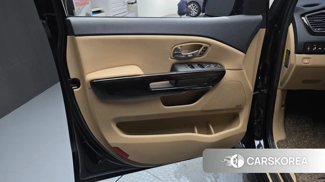 Kia The New Carnival id 4610374 из Кореи 16
