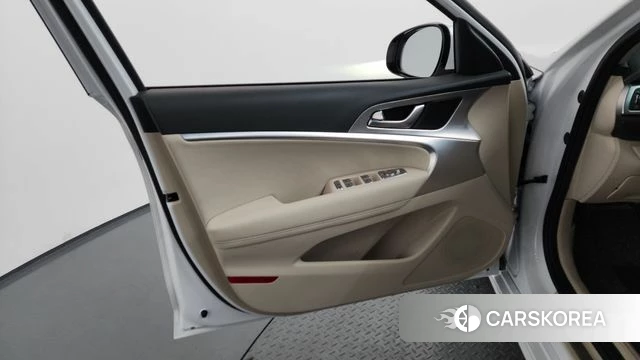 Genesis The New G70 id 4224471 из Кореи 16