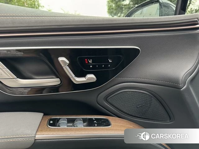 Mercedes-Benz EQS id 4263653 из Китая 16