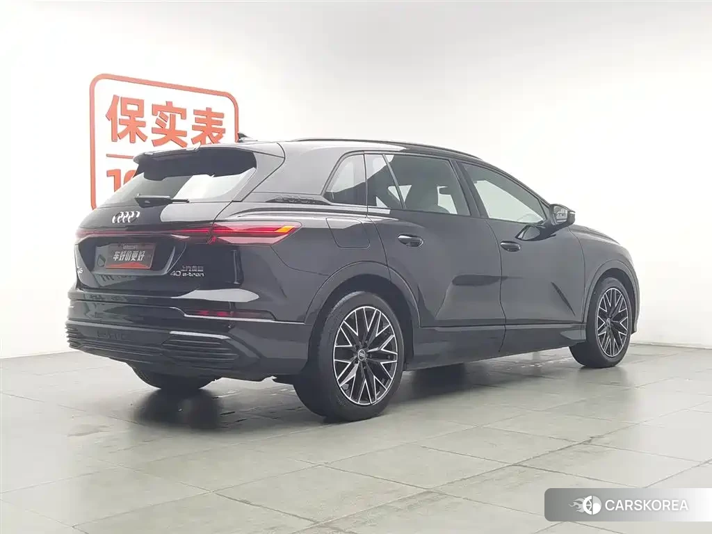 Audi Q5 e-tron id 4547556 из Китая 16