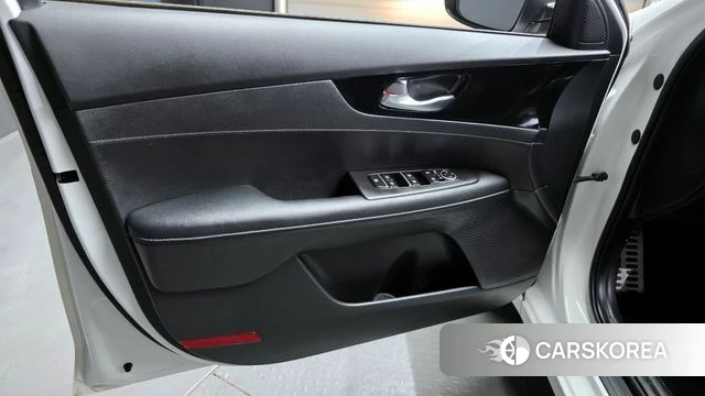 Kia The New K3 2nd generation id 4201177 из Кореи 16