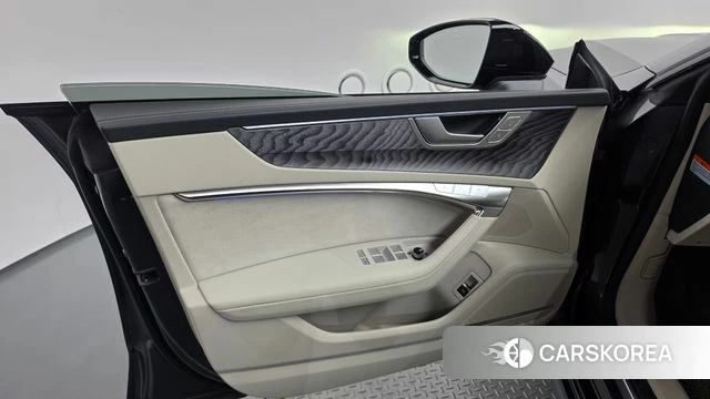 Audi A7 (4K) id 4664856 из Кореи 16