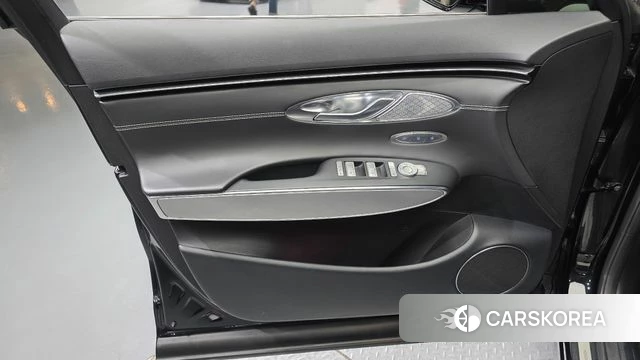 Genesis Electrified GV70 id 4898752 из Кореи 16